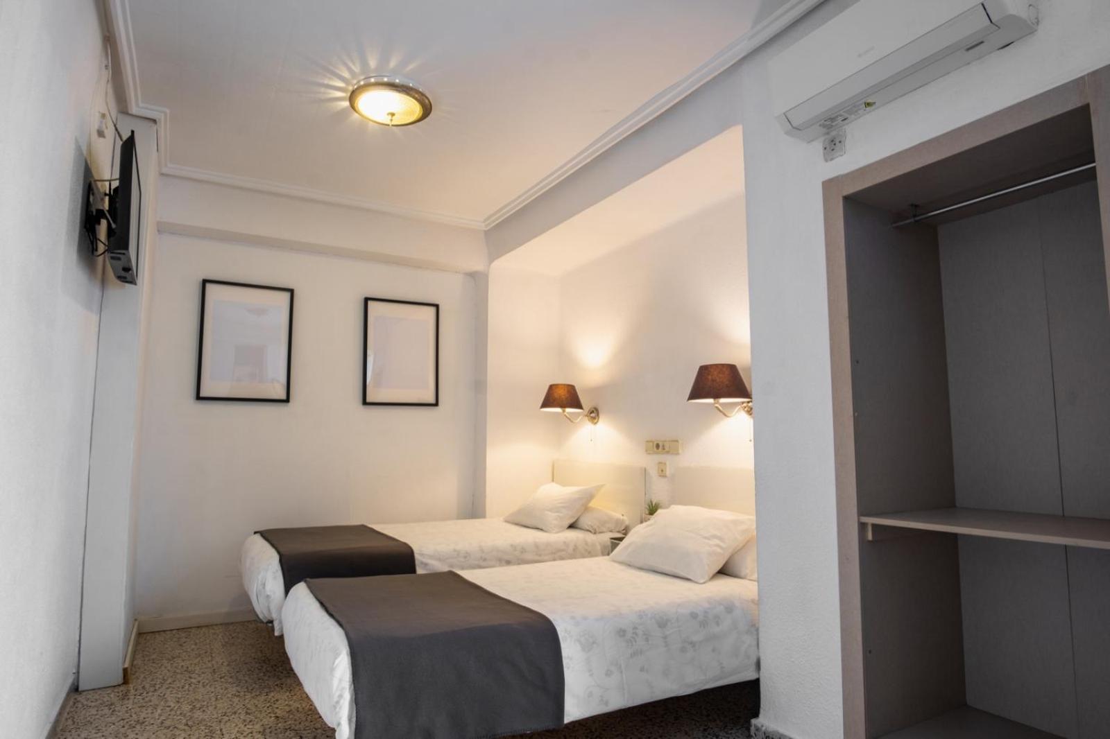 Hostal On Dormire Valencia — Photos 1